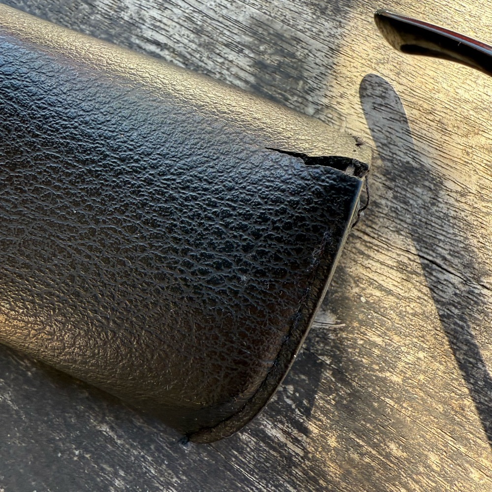 Ray-Ban Sunglasses - Picture 4 of 7